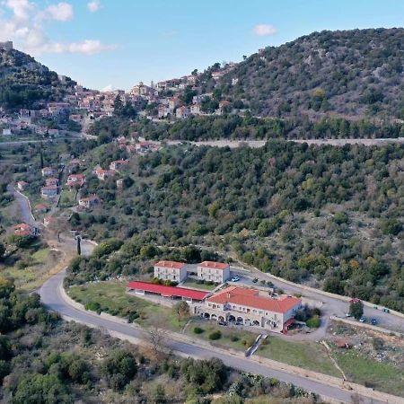 Hotel Pelasgos Каритена Экстерьер фото