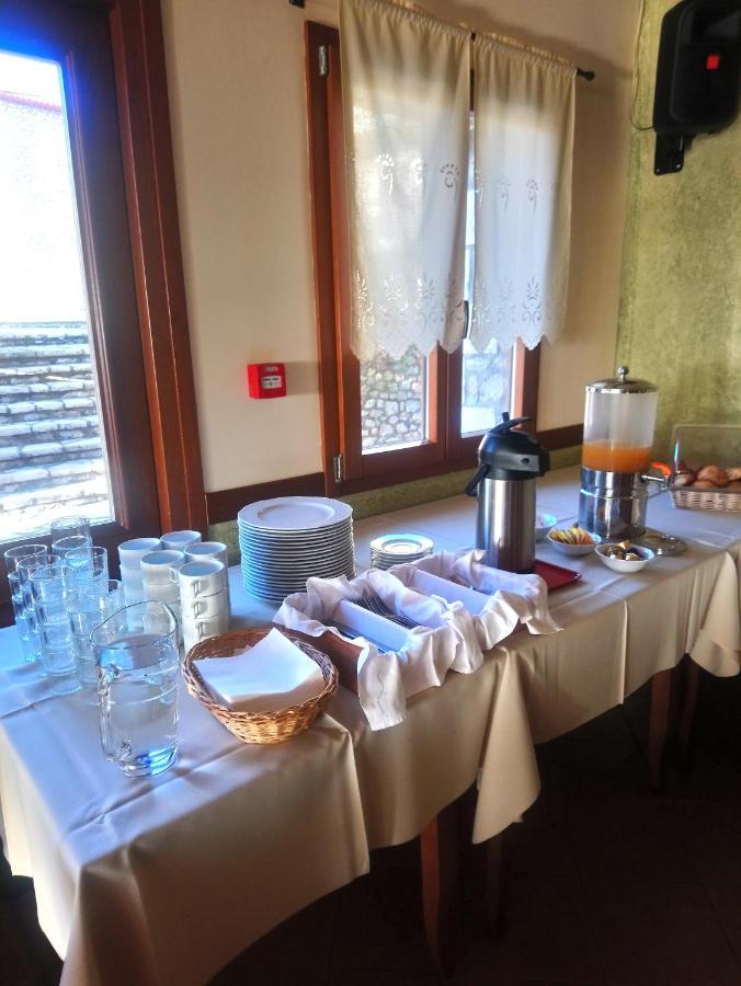Hotel Pelasgos Каритена Экстерьер фото